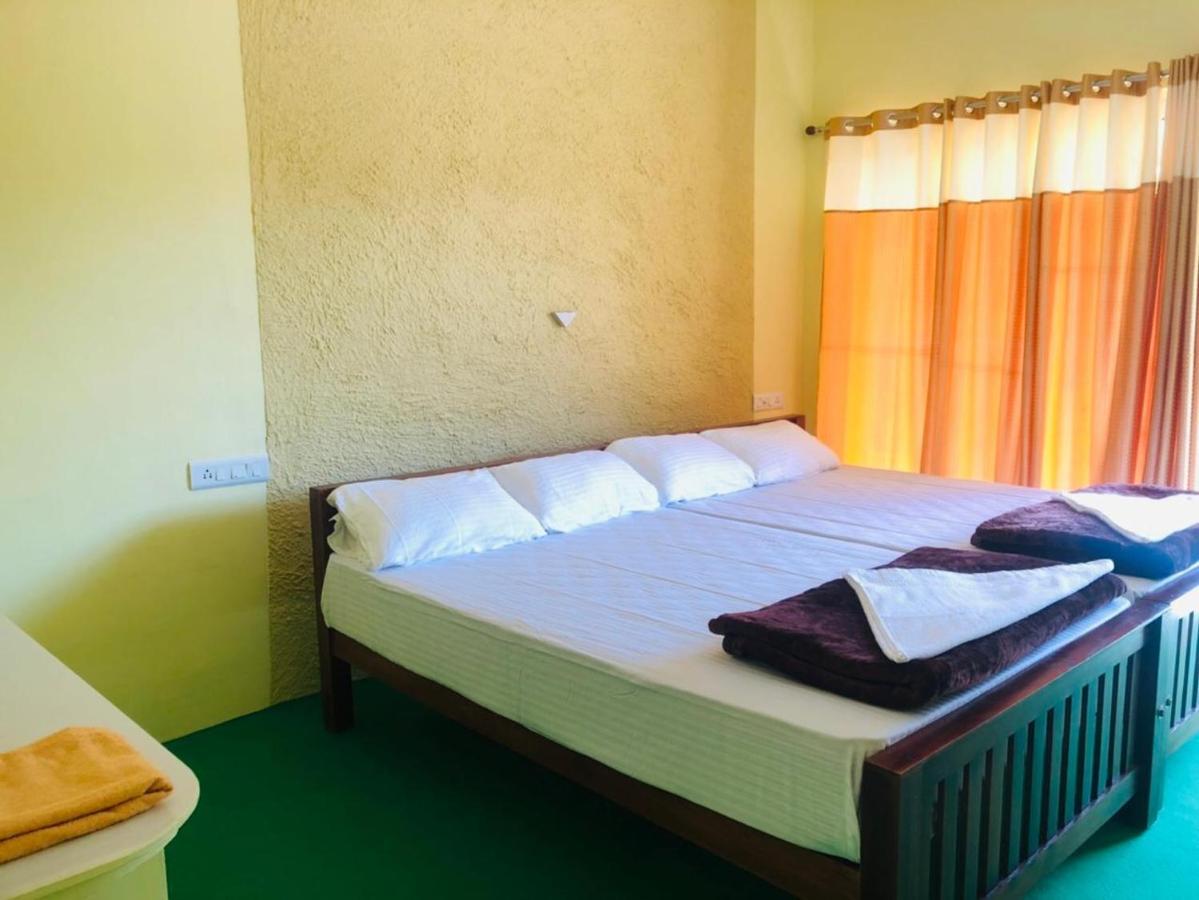 Riverbench Homestay Munnar, Anaviratty Стая снимка