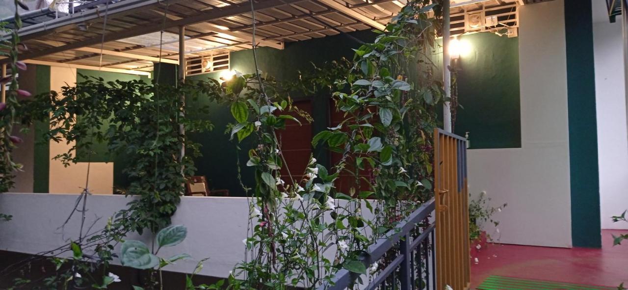 Riverbench Homestay Munnar, Anaviratty Екстериор снимка