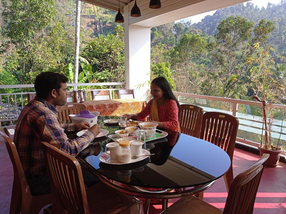 Riverbench Homestay Munnar, Anaviratty Екстериор снимка