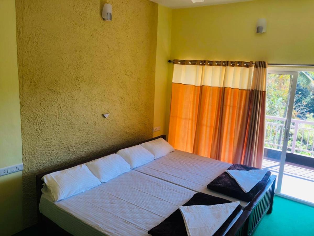 Riverbench Homestay Munnar, Anaviratty Стая снимка